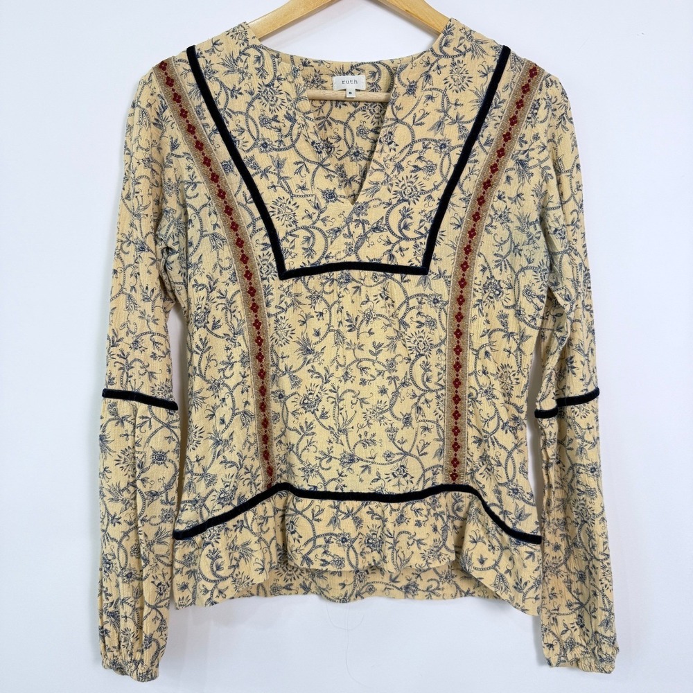 Vintage Boho Top Size 6 Cream Blue Floral Velvet Trim Folk Cottage Renn Faire
